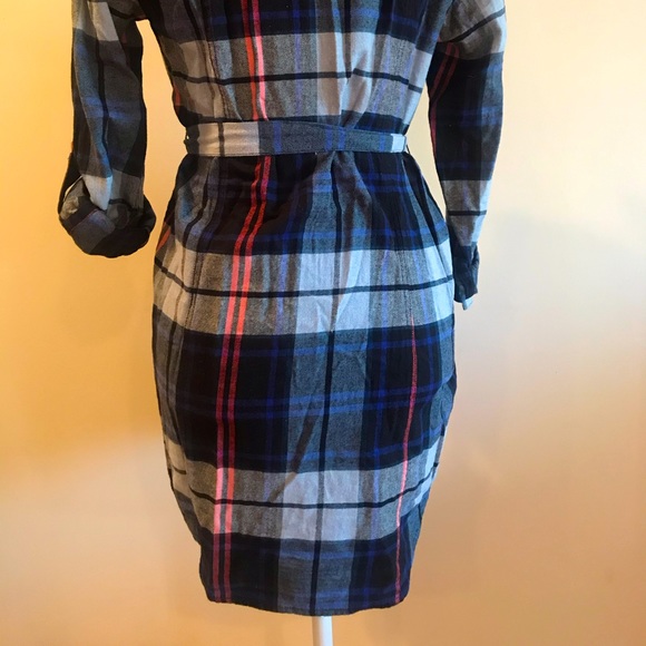 Mid-thigh Flannel w/Tie - Picture 3 of 6